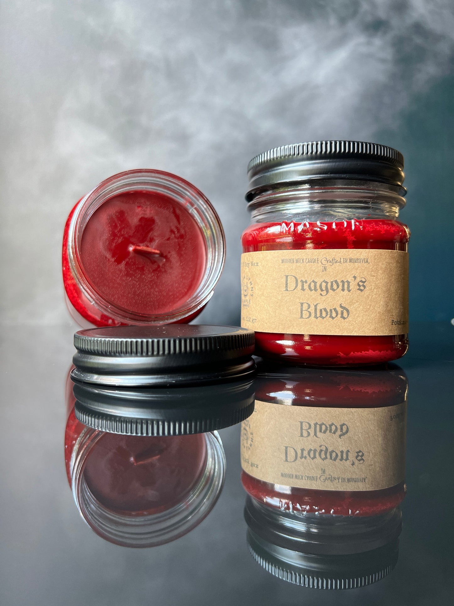 Dragon&#39;s Blood wooden wick soy wax candle