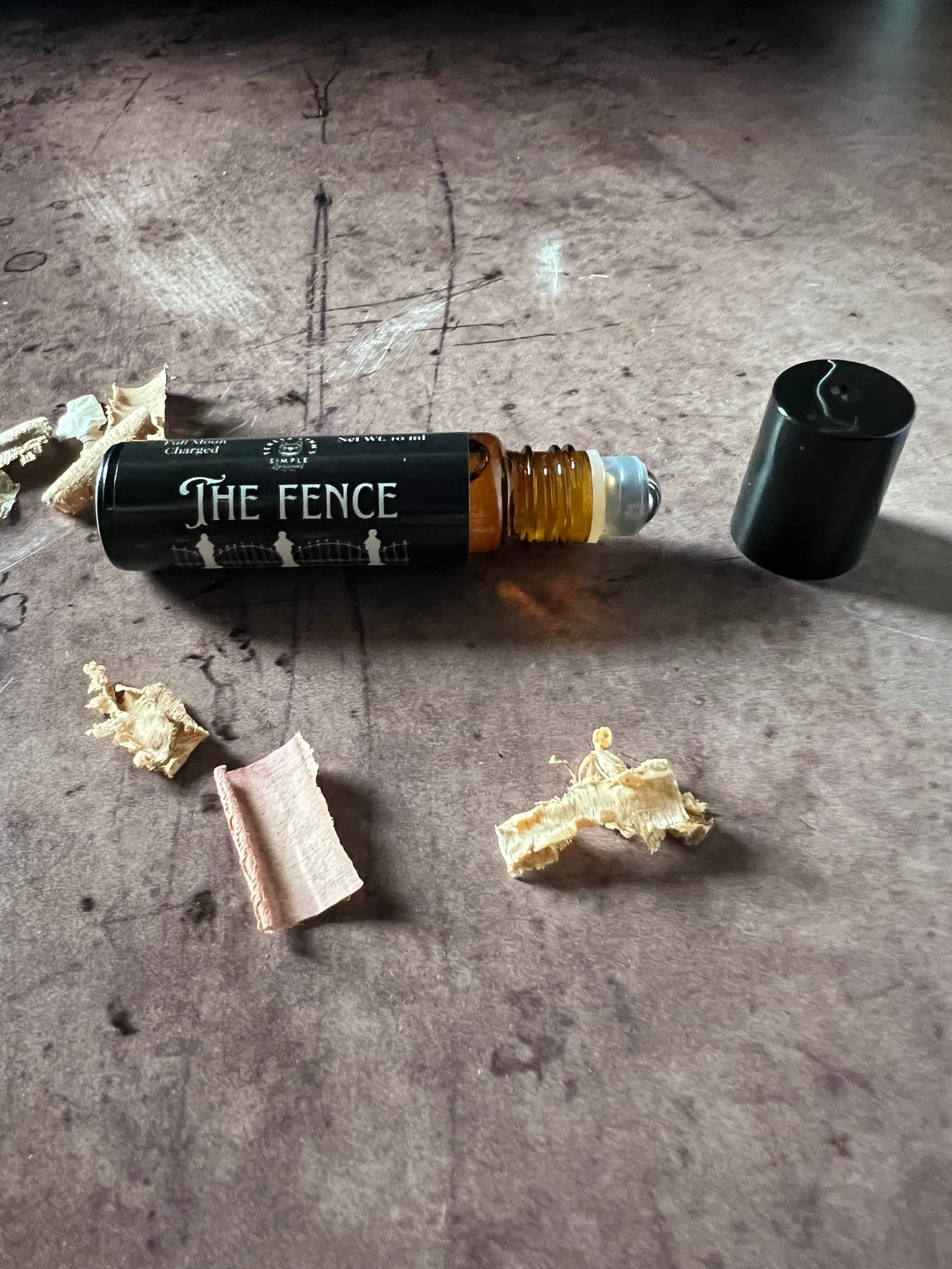 The Fence roller ball for protection, cleansing and calming, glass bottle, handmade, witch, altar, ritual, ceremony, peace, Redwood, saffron